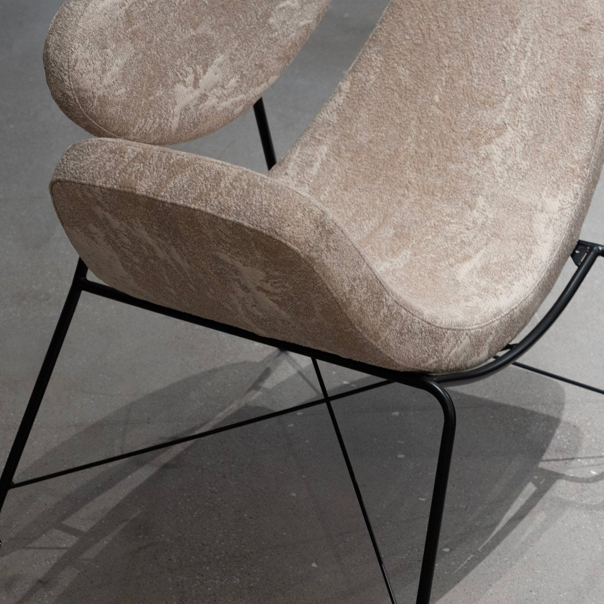 Ravello Curve Chair - FURNIBLE.