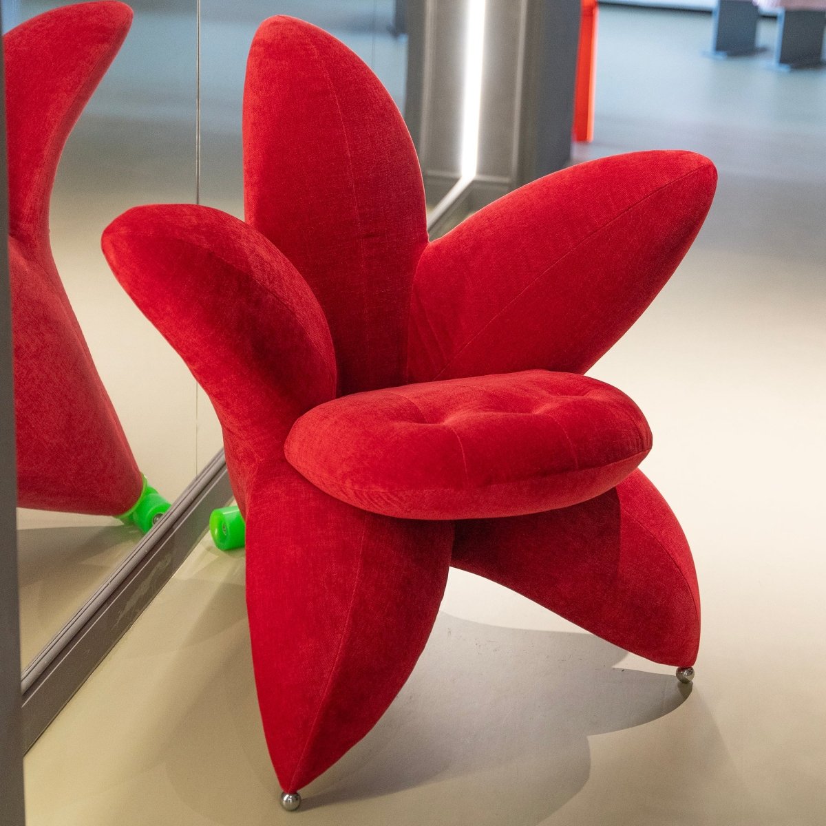 Scarlet Bloom Chair - FURNIBLE.