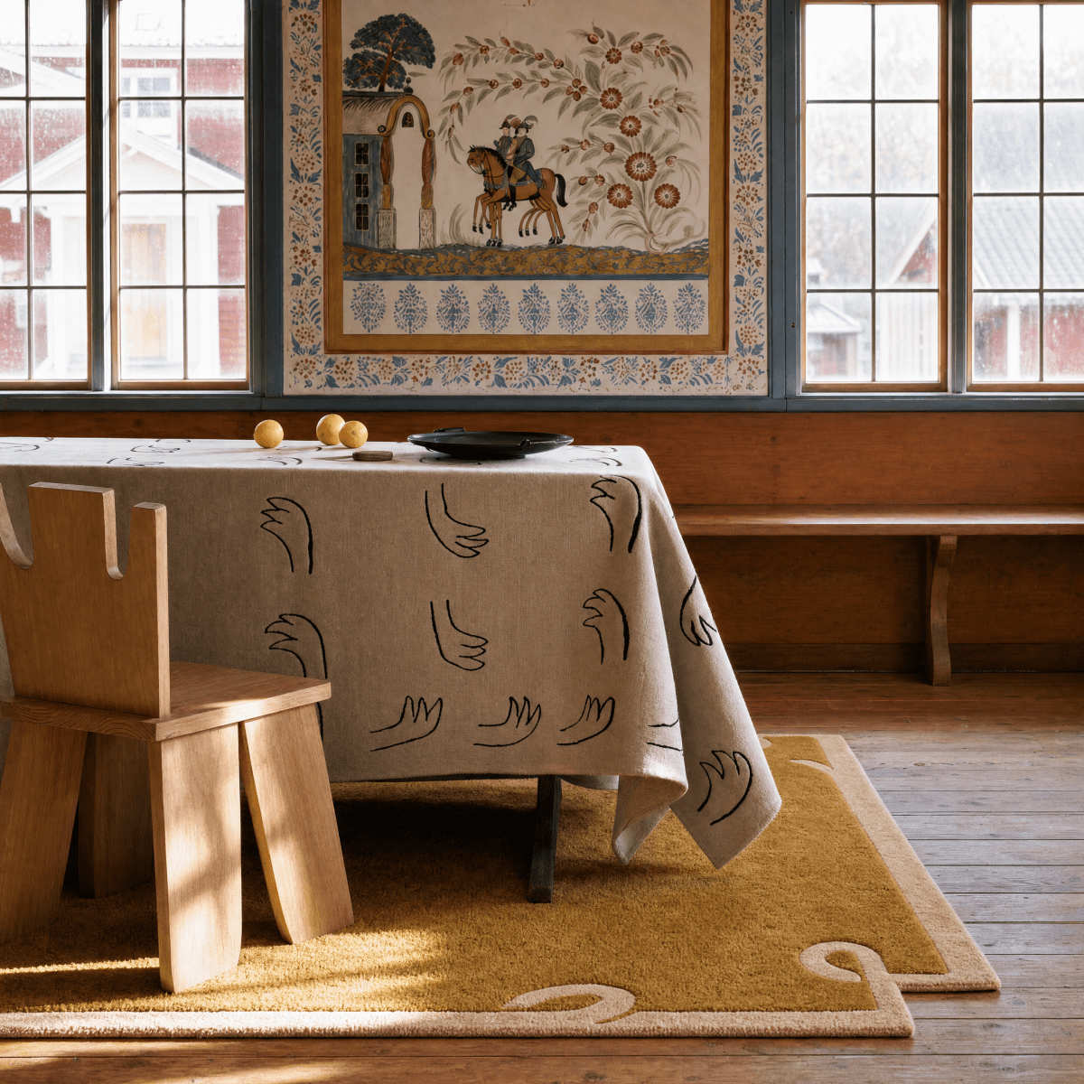 Scroll Border Tufted Rug - FURNIBLE.