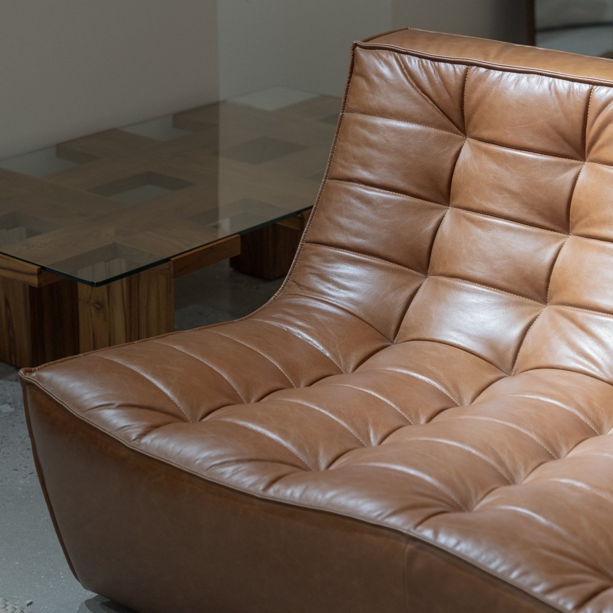 Soletta Tufted Lounge - FURNIBLE.