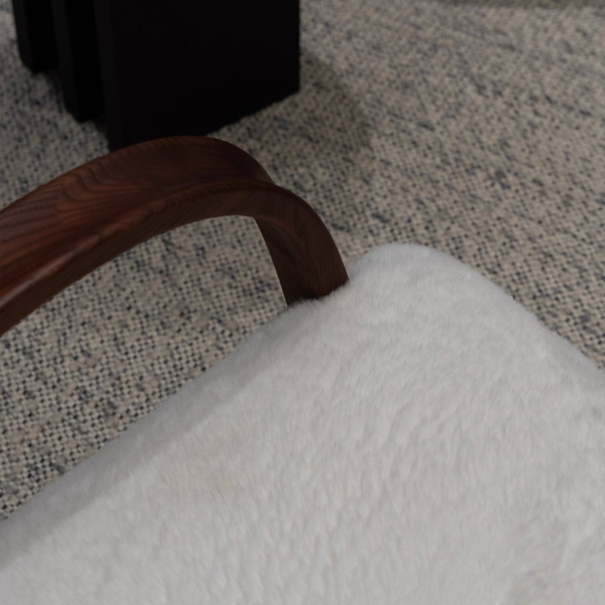 Willowmere Lounge - FURNIBLE.